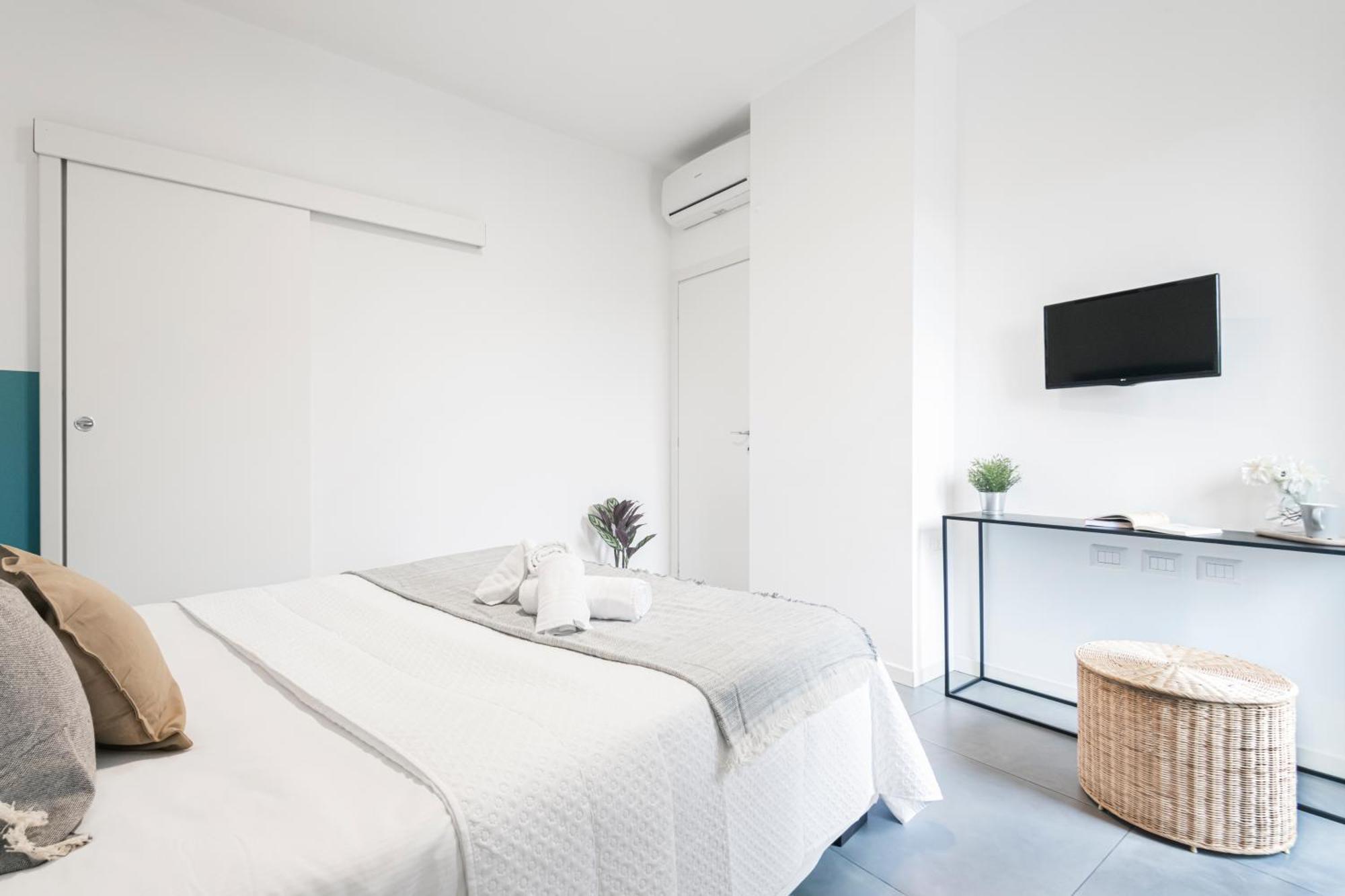 Beautiful Flat Fully Furnished In P.Ta Romana Milán Exteriér fotografie